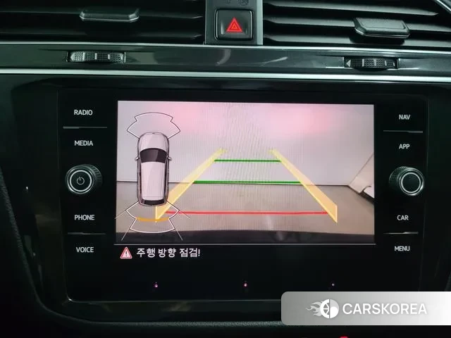 Volkswagen Tiguan second Generation 2021 Черный из Кореи, фото 3