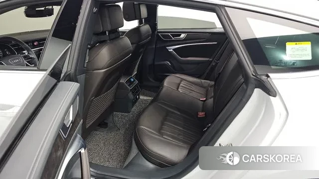 Audi A7 (4K) 2020 Белый из Кореи, фото 3