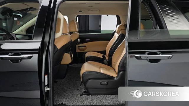 Kia Carnival 4th generation 2022 Черный из Кореи, фото 3