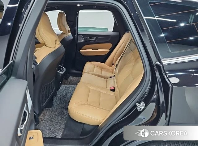Volvo XC60 second Generation 2018 Черный из Кореи, фото 3