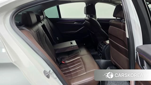BMW 5 Series (G30) 2019 Белый из Кореи, фото 3