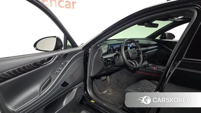 Genesis G80 (RG3) 2025 Черный из Кореи, фото 3