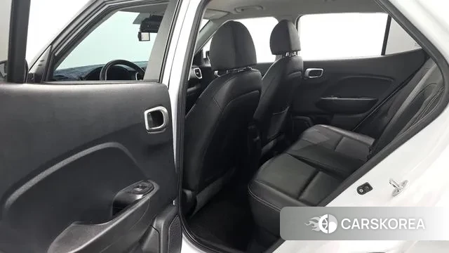 Hyundai Venue 2021 Белый из Кореи, фото 3