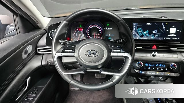 Hyundai Avante (CN7) 2021 Серебристо-серый из Кореи, фото 3
