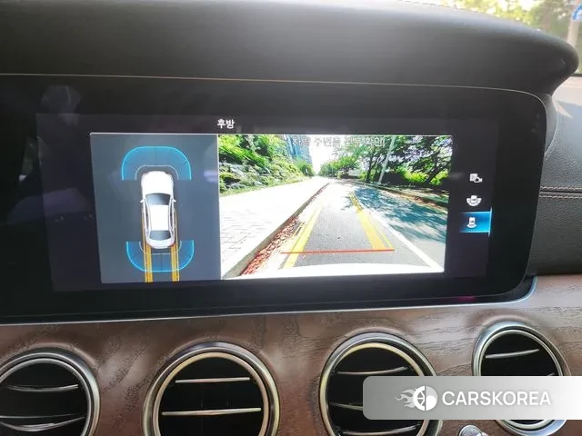 Mercedes-Benz E-Class W213 2021 Белый из Кореи, фото 3