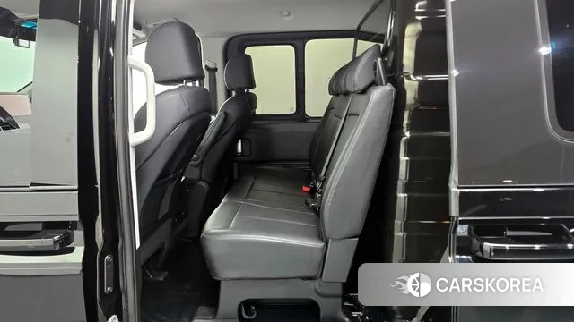 Hyundai Staria 2024 Черный из Кореи, фото 3