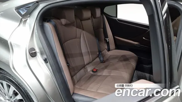 Lexus ES300h 7th generation id 2686732 из Кореи 3