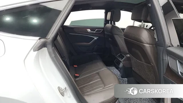 Audi A7 (4K) 2022 Белый из Кореи, фото 3