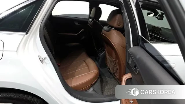 Audi A4 (B9) 2019 Белый из Кореи, фото 3