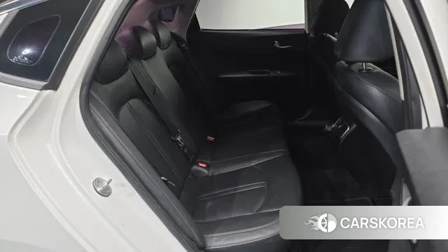 Kia The New K5 2nd generation 2018 Белый из Кореи, фото 3