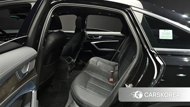 Audi A6 (C8) 2021 Черный из Кореи, фото 3