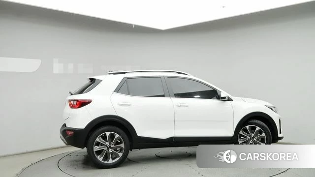 Kia Stonic 2020 Белый из Кореи, фото 3