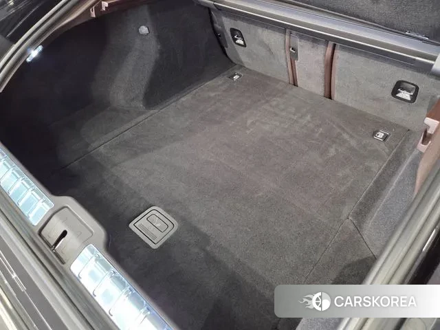 Porsche Panamera (972) 2024 Черный из Кореи, фото 3