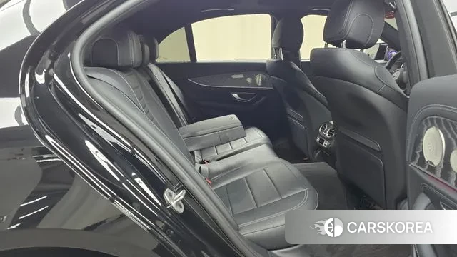 Mercedes-Benz E-Class W213 2022 Черный из Кореи, фото 3