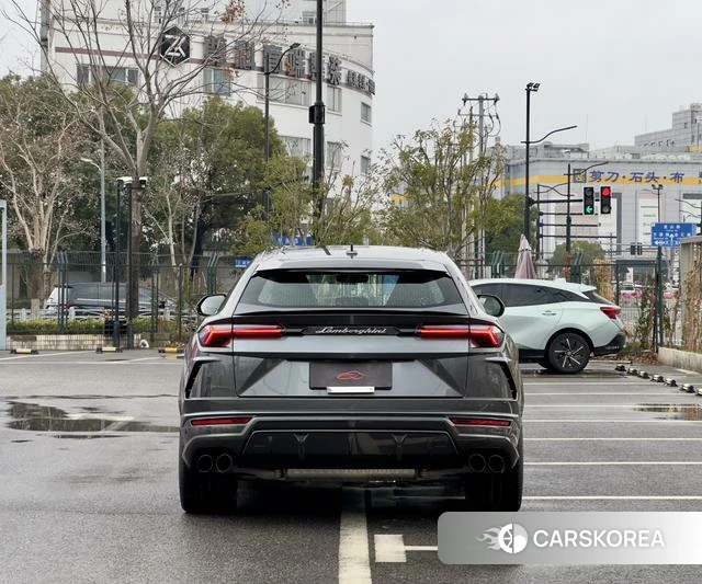 Lamborghini Urus 2020 Серебристо-серый из Китая, фото 3