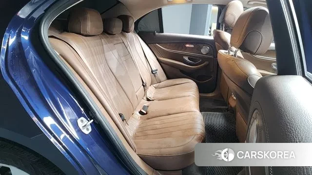 Mercedes-Benz E-Class W213 2019 Синий из Кореи, фото 3