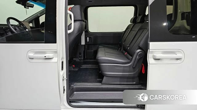 Hyundai Staria 2024 Белый из Кореи, фото 3