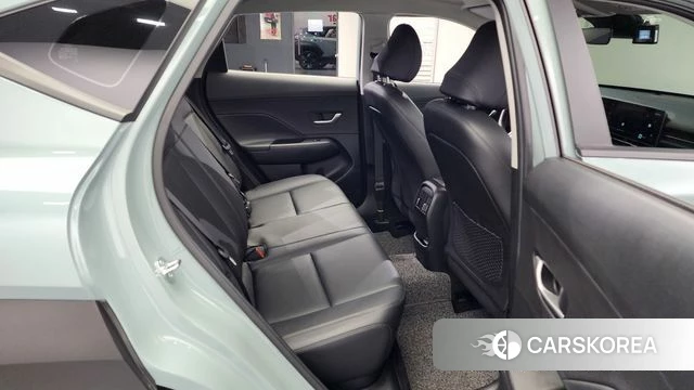 Hyundai Kona (SX2) 2024 Цвет галактики из Кореи, фото 3