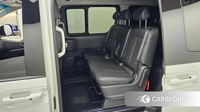 Hyundai Staria 2024 Белый из Кореи, фото 3
