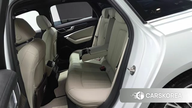 Audi A6 (C8) 2023 Белый из Кореи, фото 3