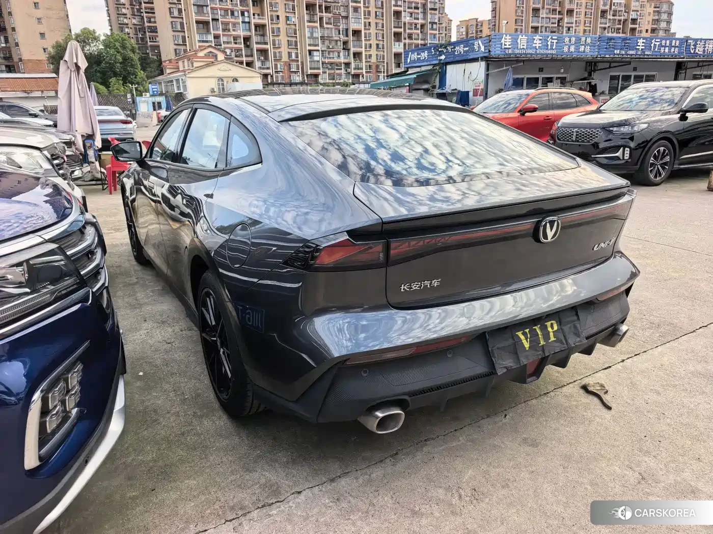 Chang'an UNI-V 2023 Silver/gray из Китая, фото 3