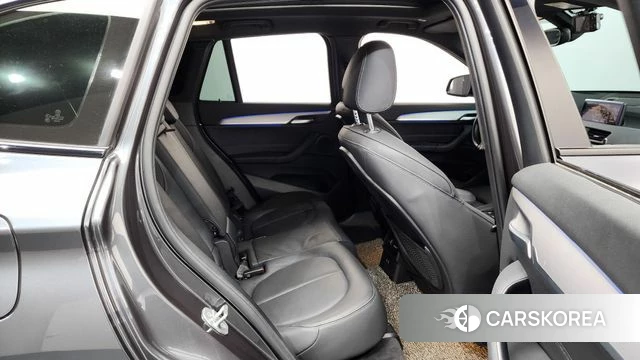 BMW X1 (F48) 2022 Серый из Кореи, фото 3