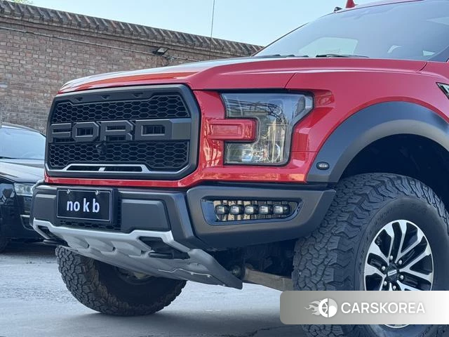 Ford F-150 Raptor 2021 Красный из Китая, фото 3