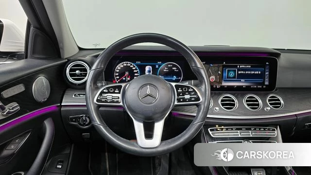 Mercedes-Benz E-Class W213 2018 Белый из Кореи, фото 3