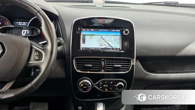 Renault Korea (Samsung) Clio 2019 Белый из Кореи, фото 3