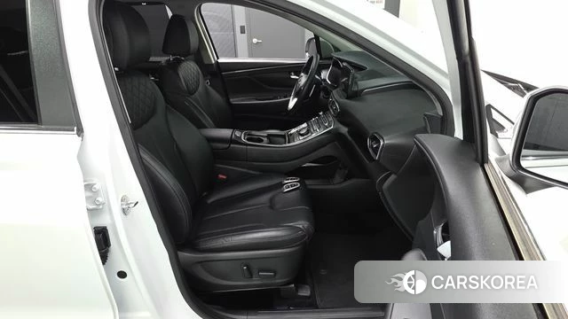 Hyundai The New Santa Fe 2023 Белый из Кореи, фото 3