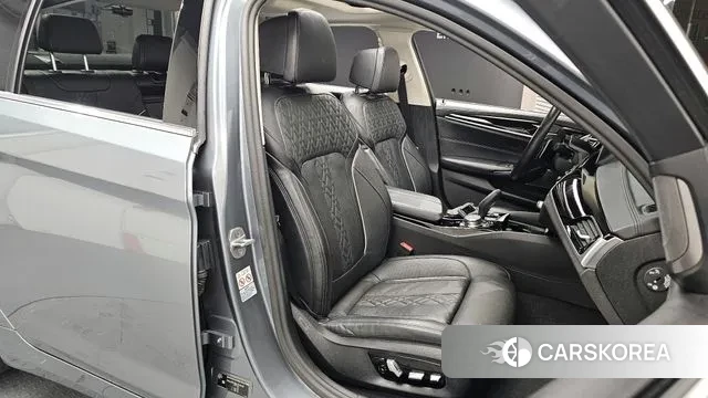 BMW 5 Series (G30) 2020 Серый из Кореи, фото 3