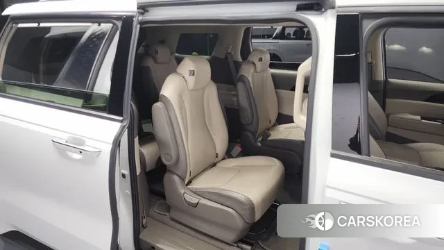 Kia Carnival 4th generation 2022 Белый из Кореи, фото 3