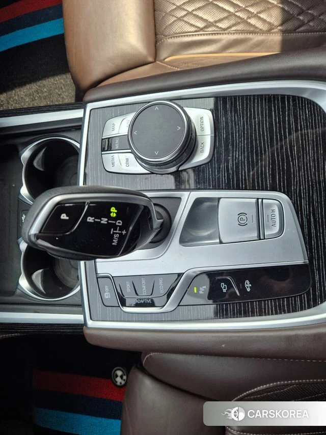 BMW 7 Series (G11) 2020 Серебристо-серый из Кореи, фото 3