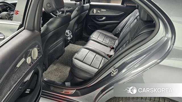 Mercedes-Benz E-Class W213 2022 Серый из Кореи, фото 3