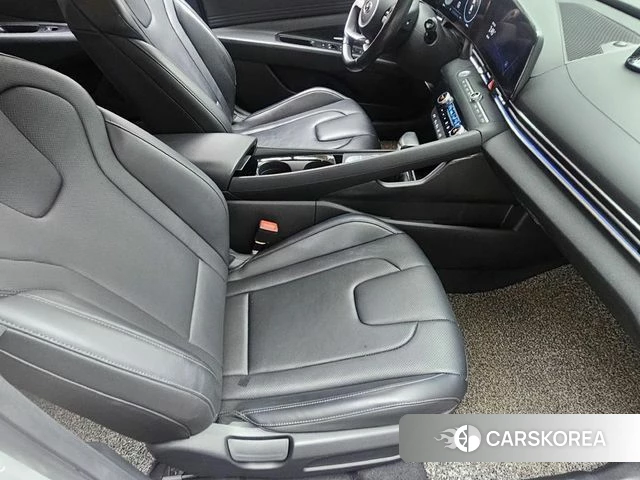 Hyundai Avante (CN7) 2020 Серебристо-серый из Кореи, фото 3