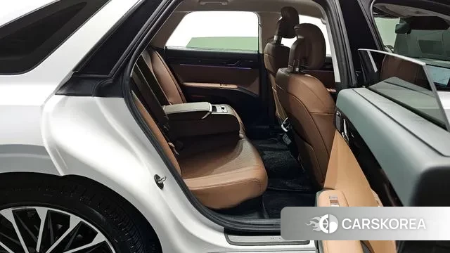 Hyundai Grandeur Hybrid (GN7) 2023 Белый из Кореи, фото 3