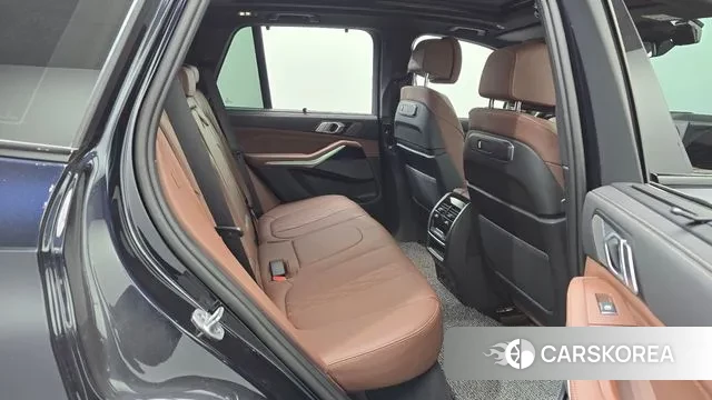 BMW X5 (G05) 2024 Черный из Кореи, фото 3