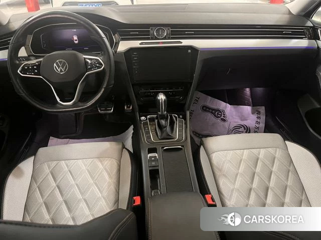 Volkswagen Magotan 2024 Черный из Китая, фото 3