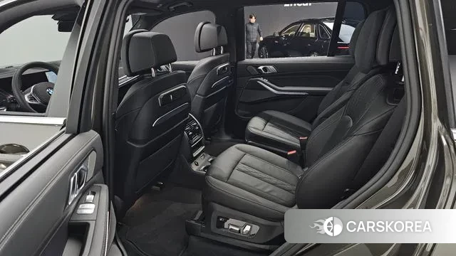 BMW X7 (G07) 2025 Серый из Кореи, фото 3