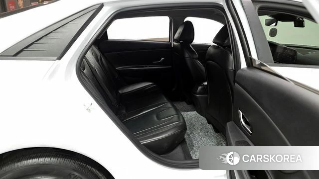 Hyundai Avante (CN7) 2021 Белый из Кореи, фото 3