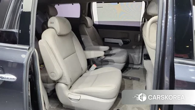 Kia The New Carnival 2019 Серый из Кореи, фото 3
