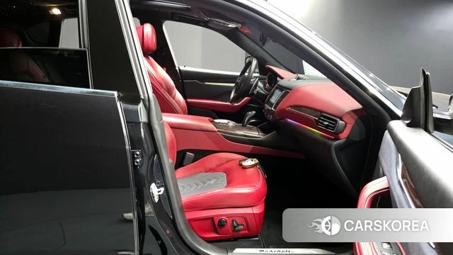 Maserati Levante 2019 Серый из Кореи, фото 3