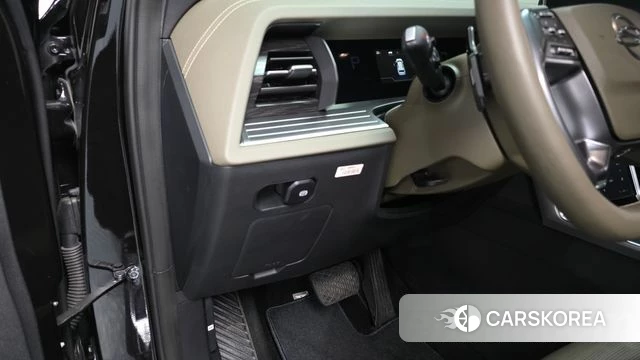 Ssangyong Torres 2023 Черный из Кореи, фото 3