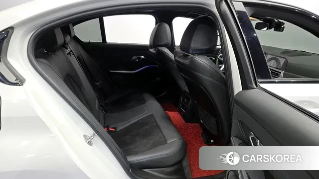 BMW 3 Series (G20) 2020 Белый из Кореи, фото 3