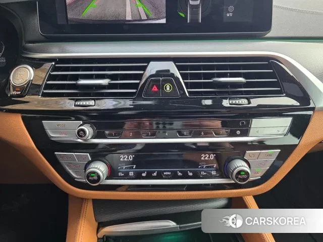 BMW 5 Series (G30) 2022 Черный из Кореи, фото 3