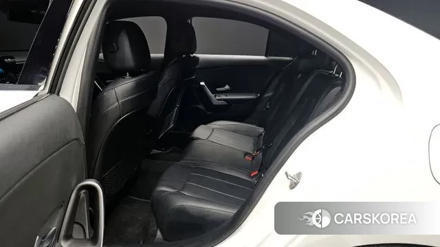 Mercedes-Benz A-Class W177 2021 Белый из Кореи, фото 3