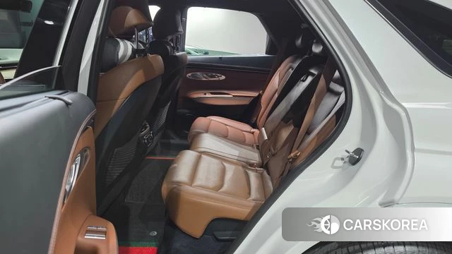 Genesis GV70 2023 Белый из Кореи, фото 3