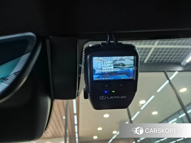 Lexus UX300h 2025 Серый из Кореи, фото 3