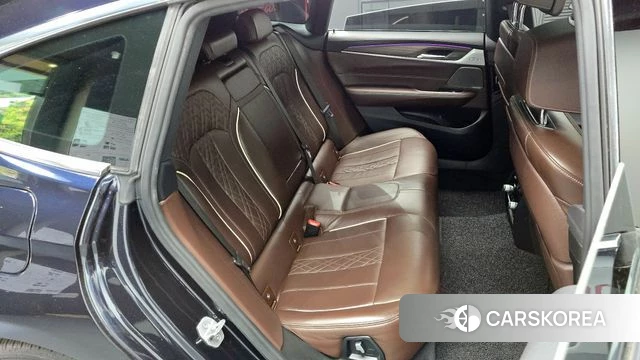 BMW 6 Series GT (G32) 2020 Черный из Кореи, фото 3