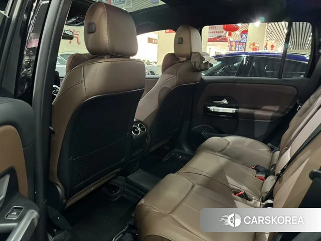 Mercedes-Benz GLB 2023 Черный из Китая, фото 3